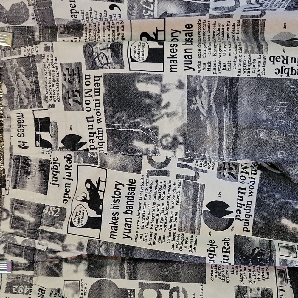 VIP, NEWSPAPER PRINT PANTS, SIZE 23/24 - Picture 2 of 6